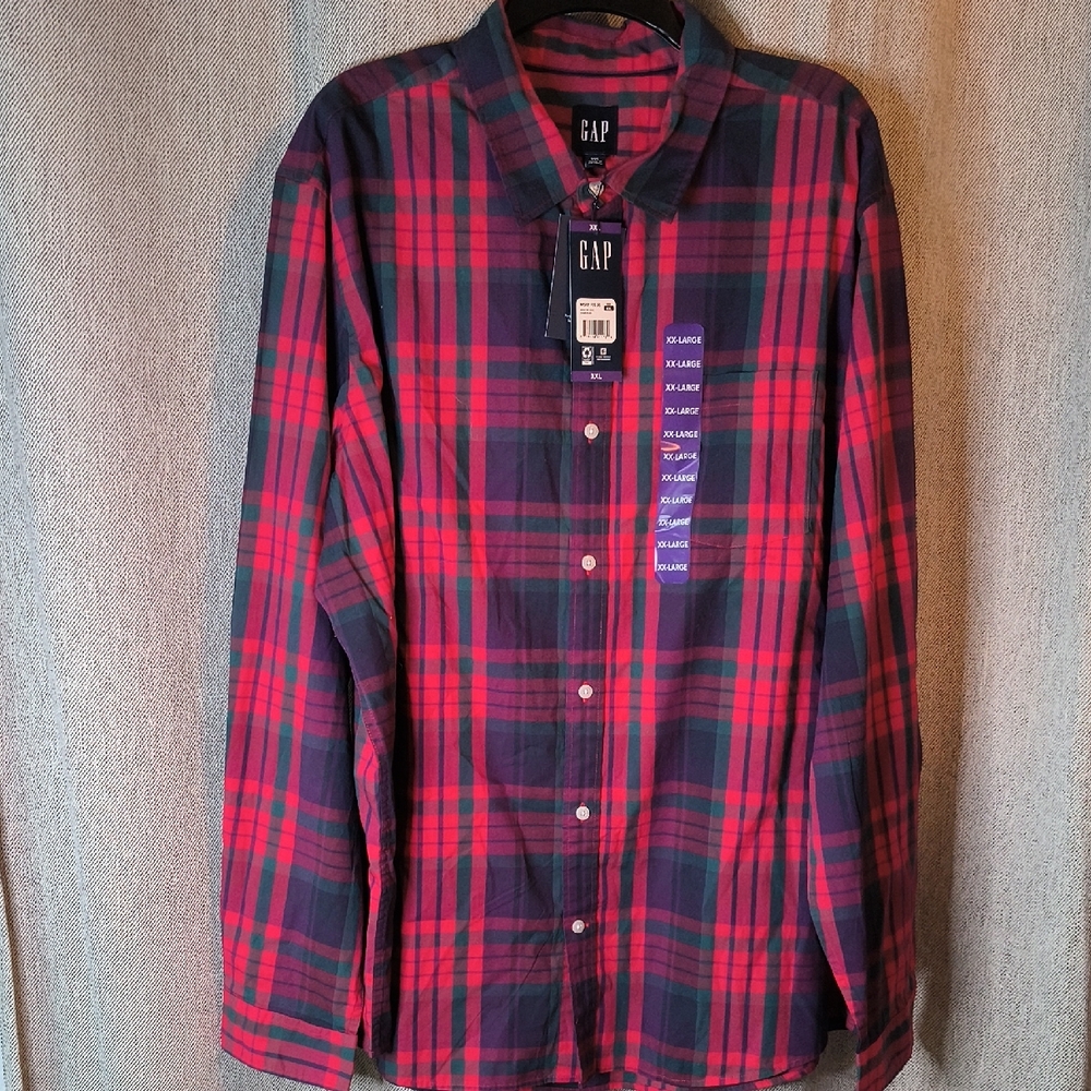 GAP Men's Casual Red and Blue Checkered Shirt